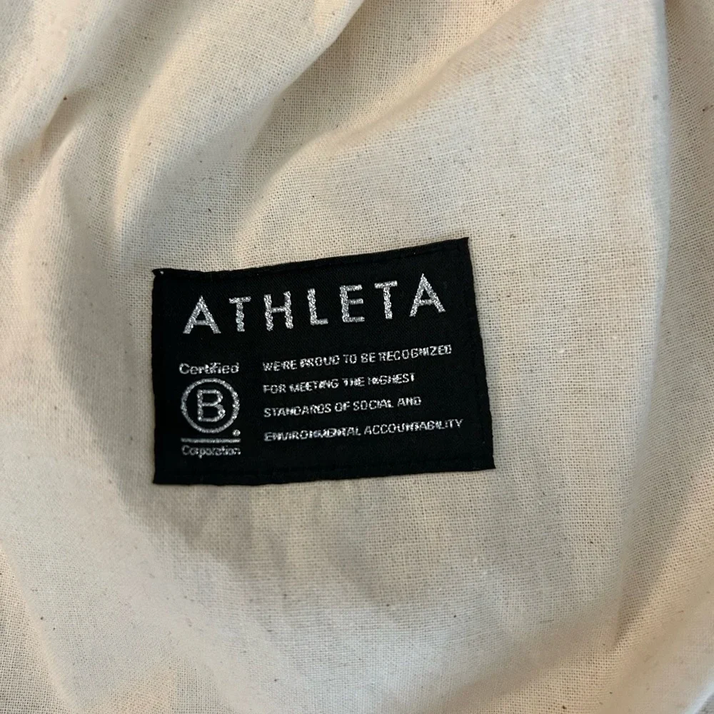 Athleta‎ cloth pouch NWT